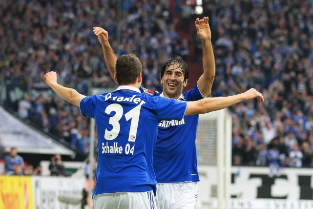 年轻群体和 年轻群体和