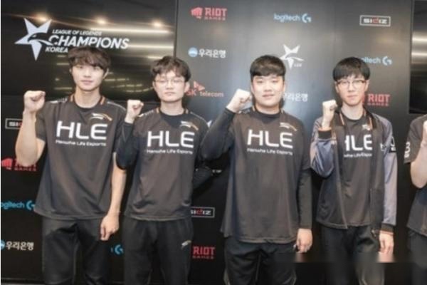 卡塔尔世界 卡塔尔世界