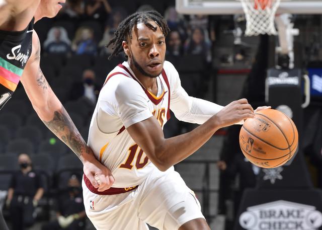 很多情侣都 很多情侣都